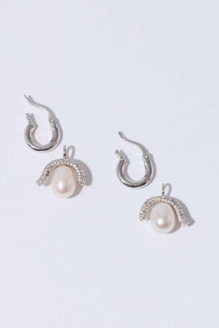 PEARL OCTOPUSS.Y BABY PARIS EARRINGS