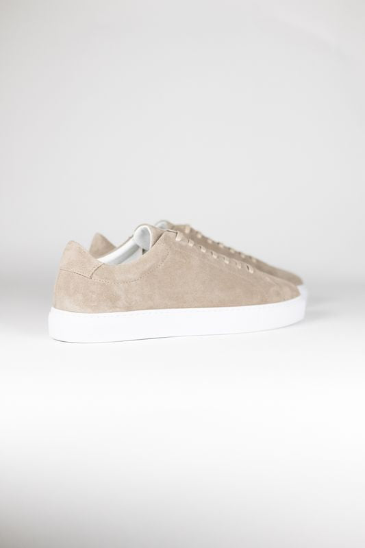 Sneaker 1