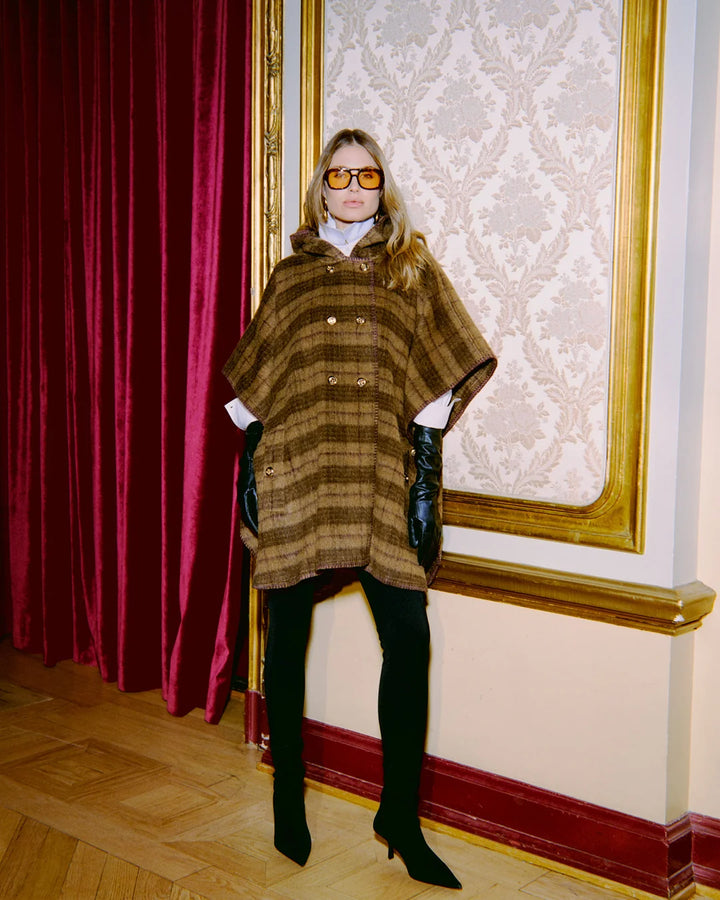 Tailored Cape