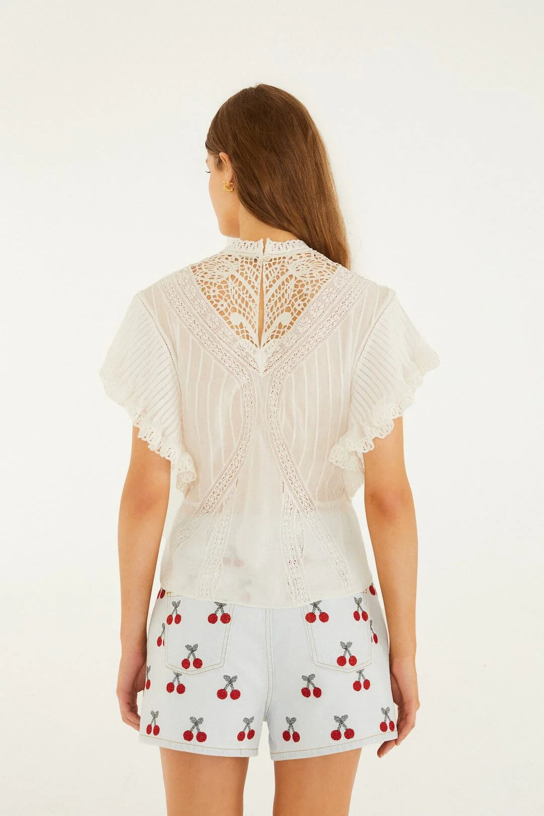 OFF-WHITE BLOUSE WITH APPLIQUES