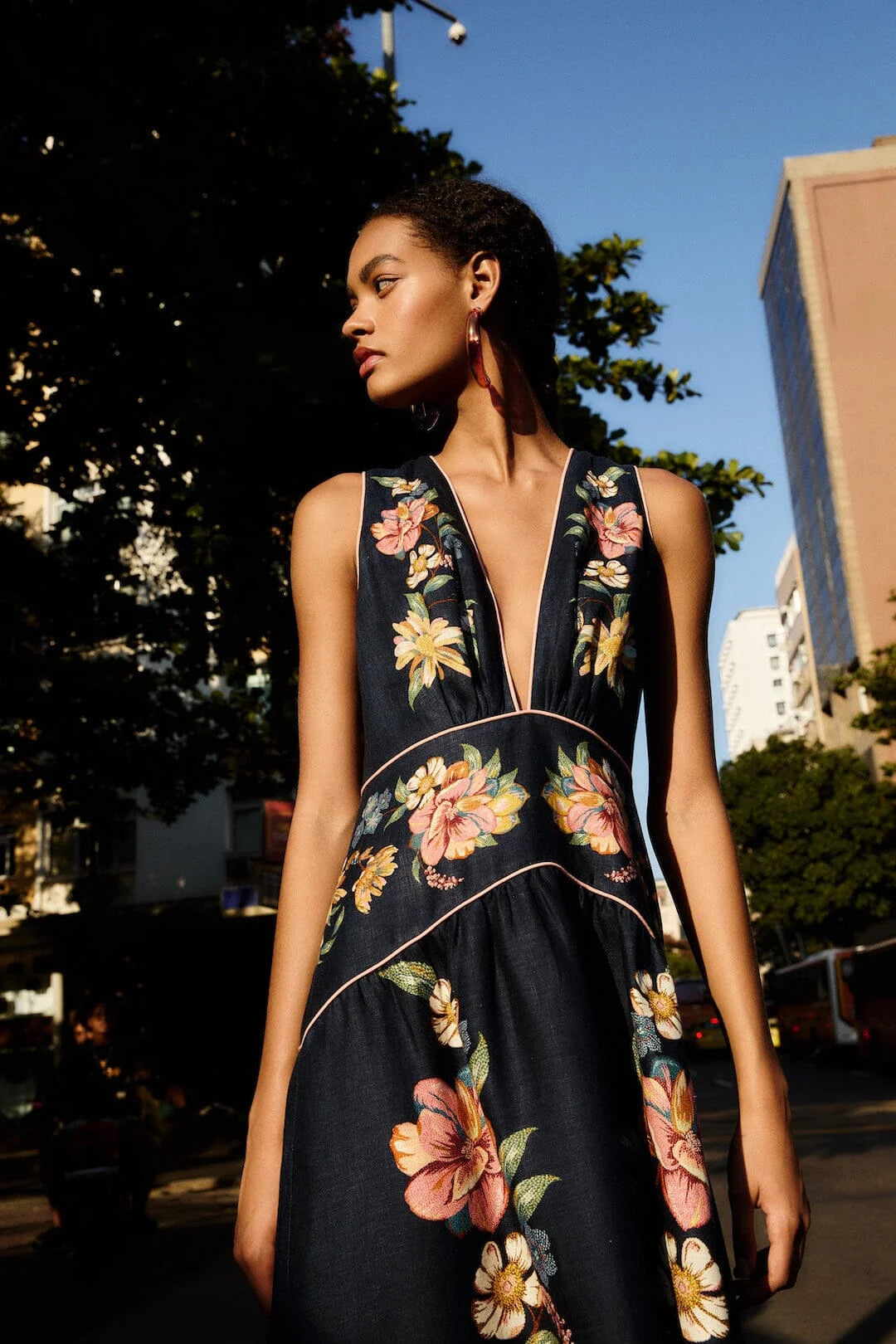 MAIRA FLORAL DARK BLUE MIDI DRESS