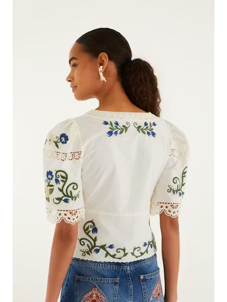 COUNTRYSIDE LAND EMBROIDERY SHORT SLEEVE BLOUSE