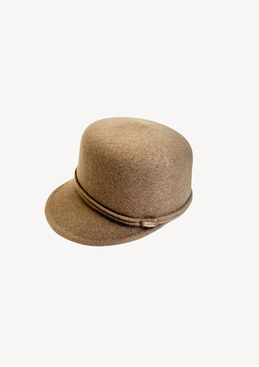 Iben hatt med brem