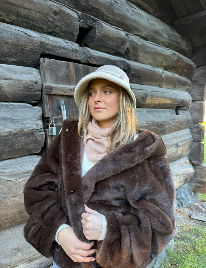 Verbier fuskepels jakke