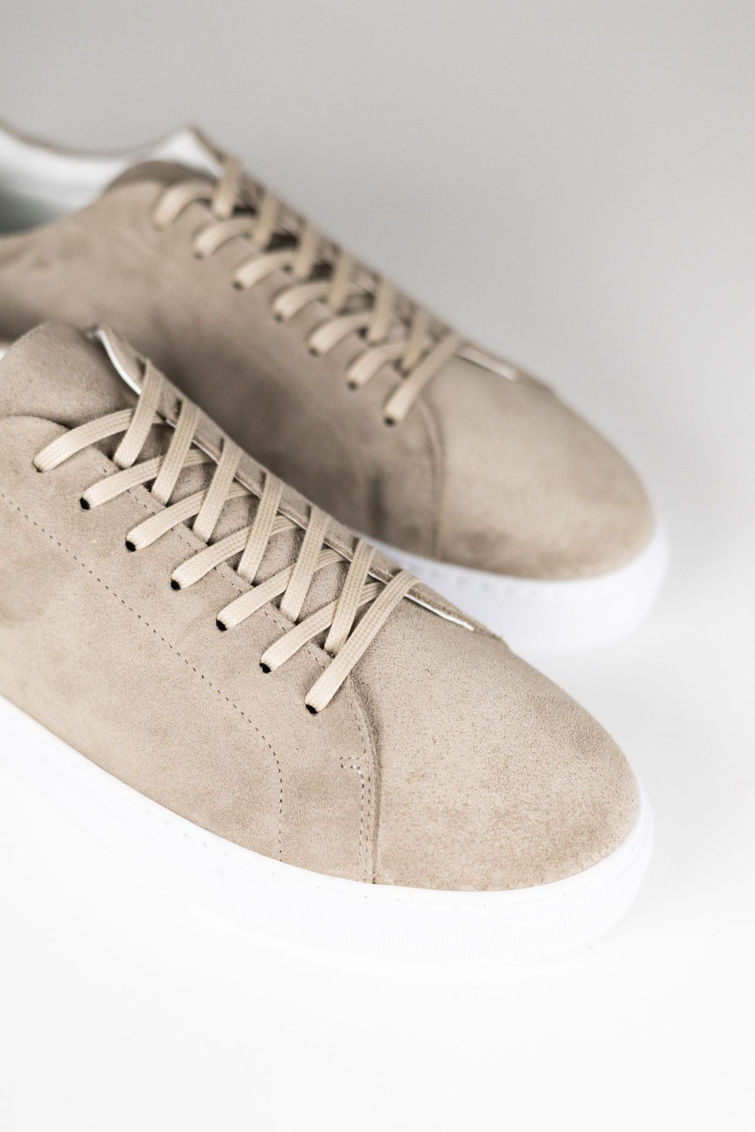 Sneaker 1