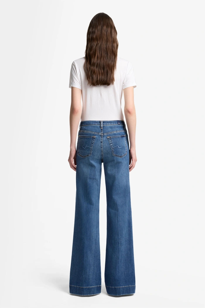 MODERN DOJO Soho Light