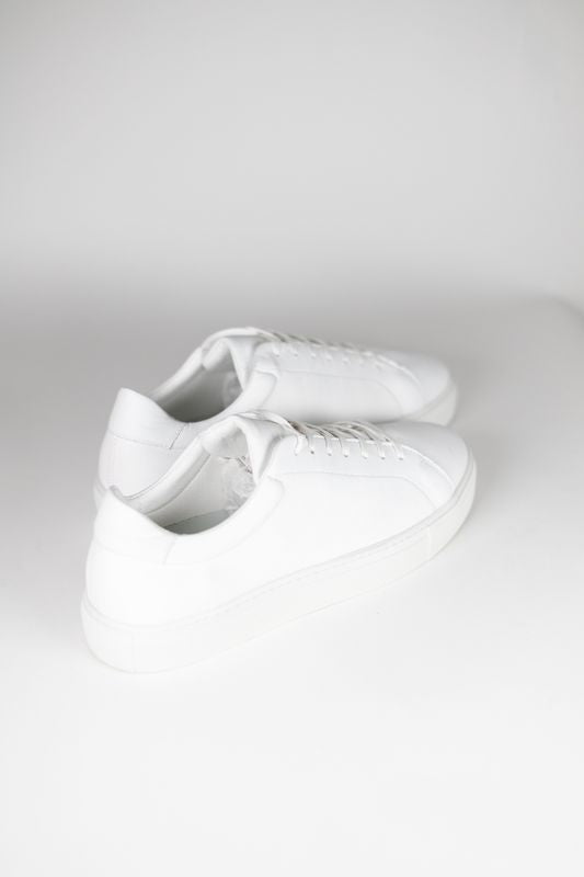 Sneaker 1