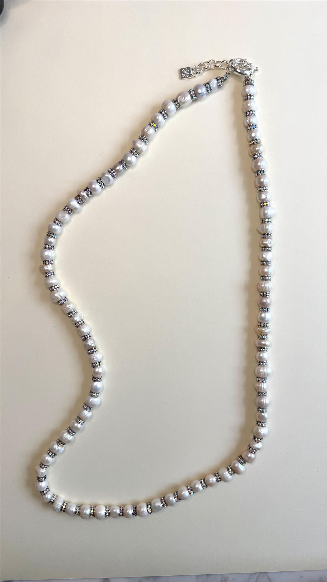 MADREPERLA NECKLACE