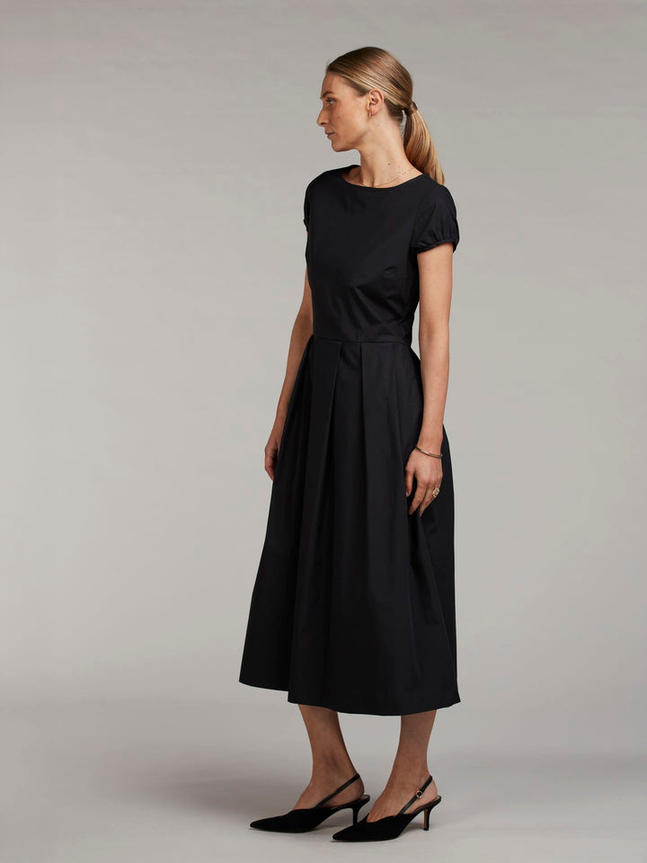 Lovisa Dress, Cap sleeve