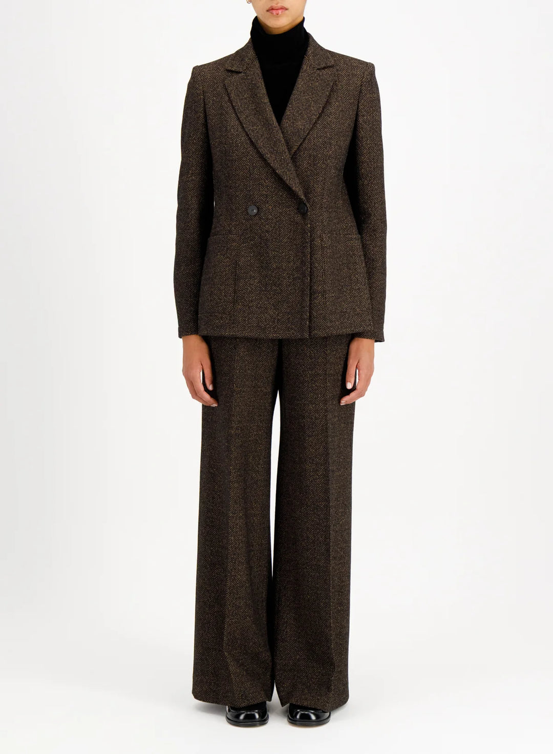 Women d.b. blazer with shoulder pads donegal herringbone