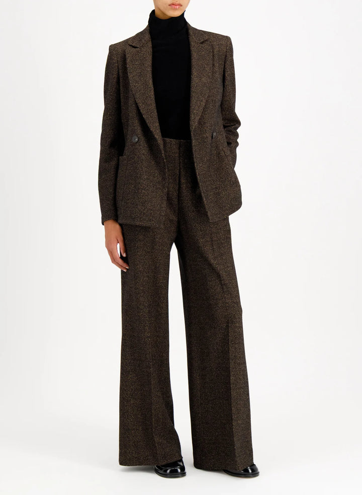 Women d.b. blazer with shoulder pads donegal herringbone