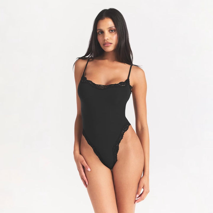 FITS EVERYBODY LACE CAMI BODYSUIT