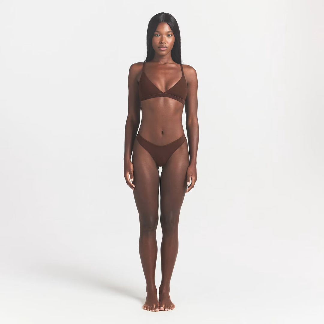 FITS EVERYBODY TRIANGLE BRALETTE