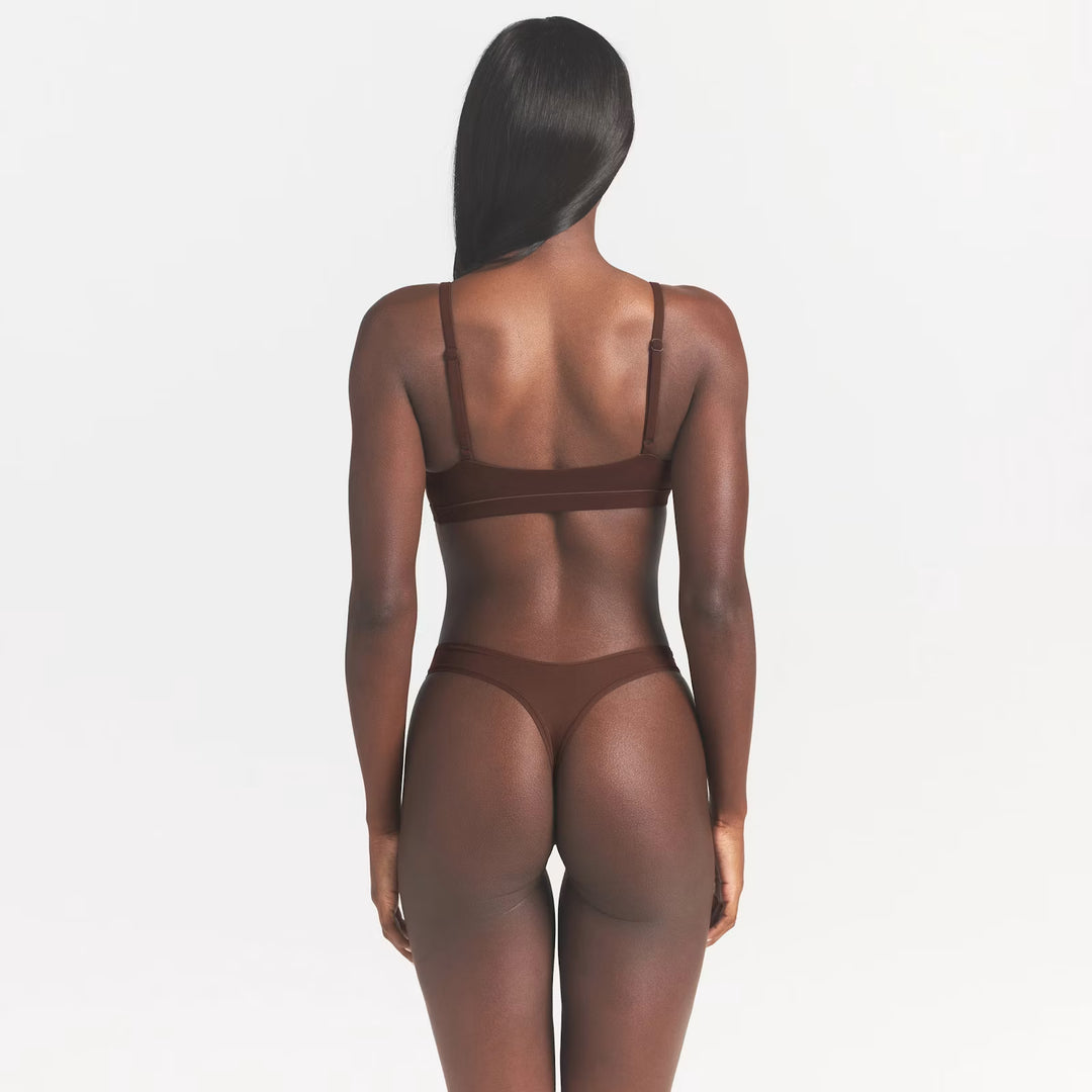 FITS EVERYBODY TRIANGLE BRALETTE