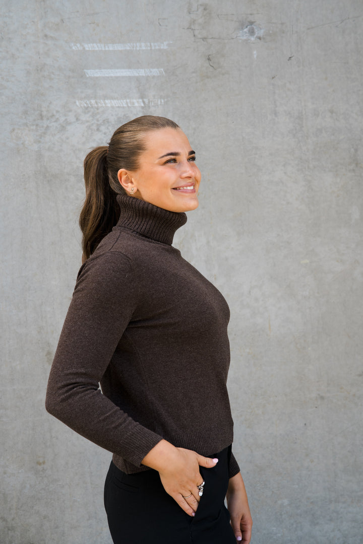 TURTLE NECK