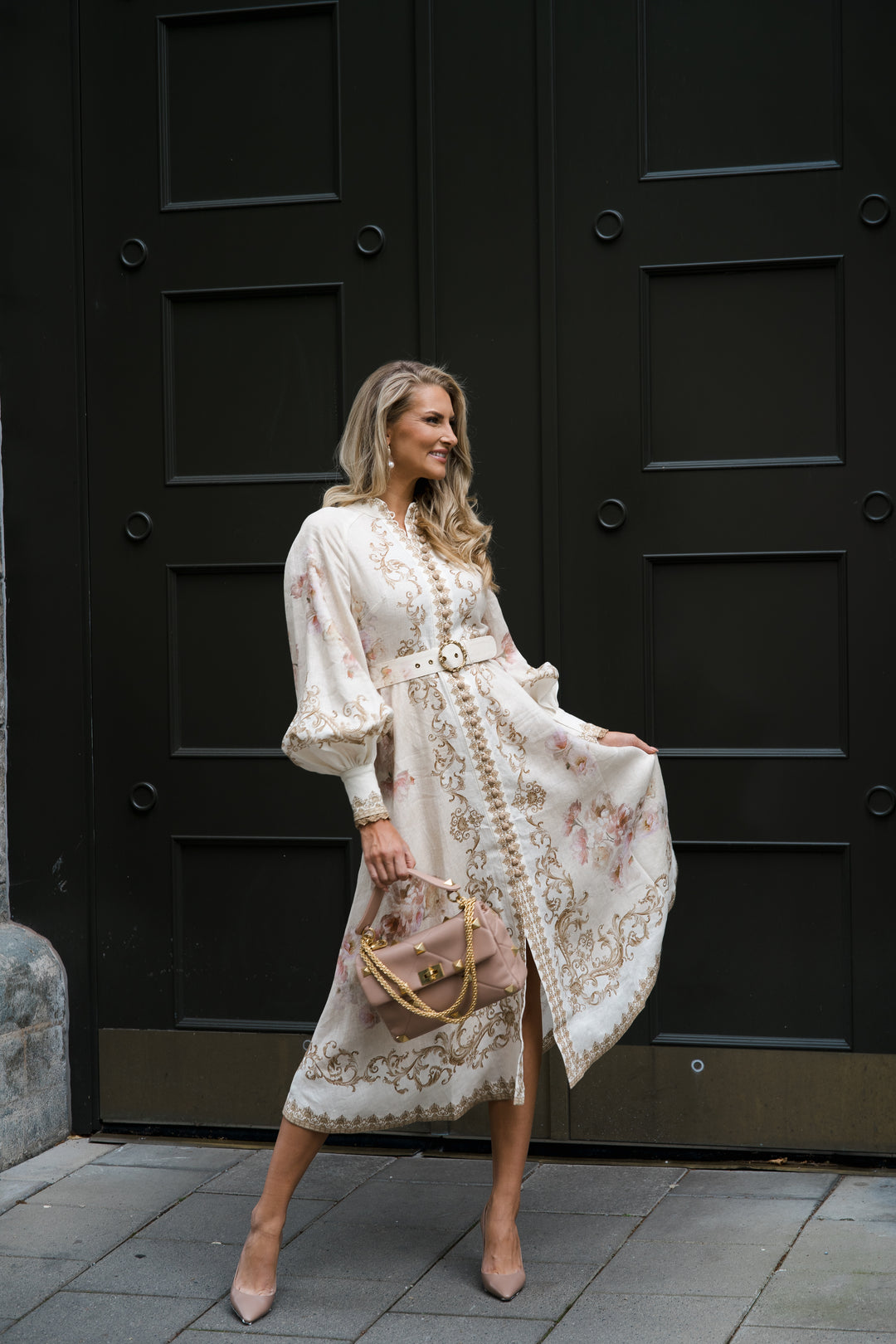 Hypnotic Buttoned Midi Dress