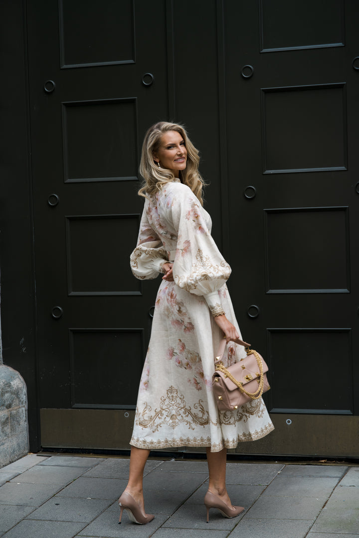 Hypnotic Buttoned Midi Dress