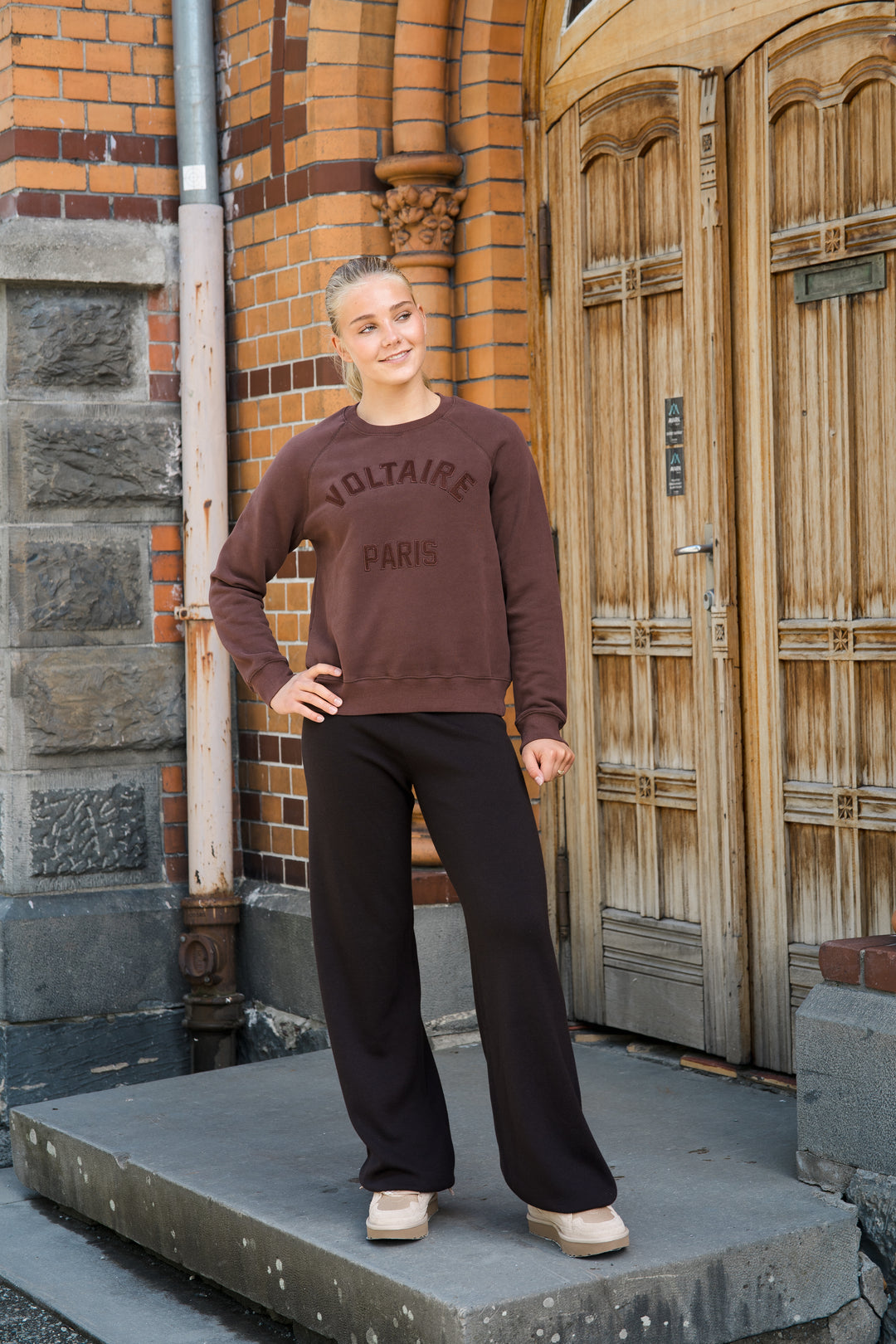 UPPER MO VOLTAIRE PARIS