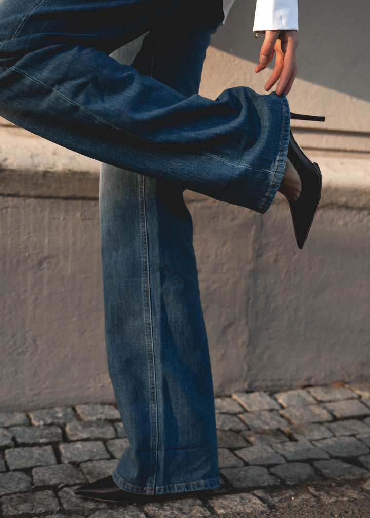 MONICA STRAIGHT DBCC