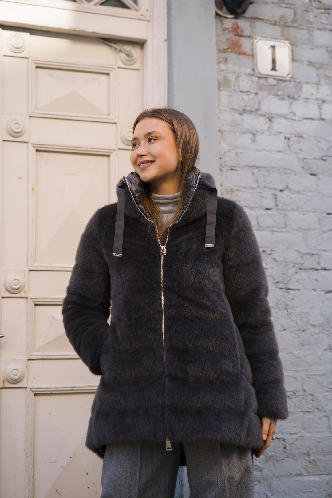 Woman's Knitted Half Coat