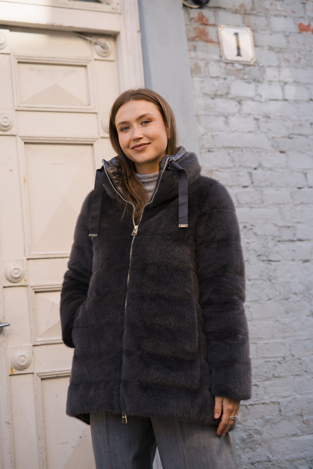 Woman's Knitted Half Coat