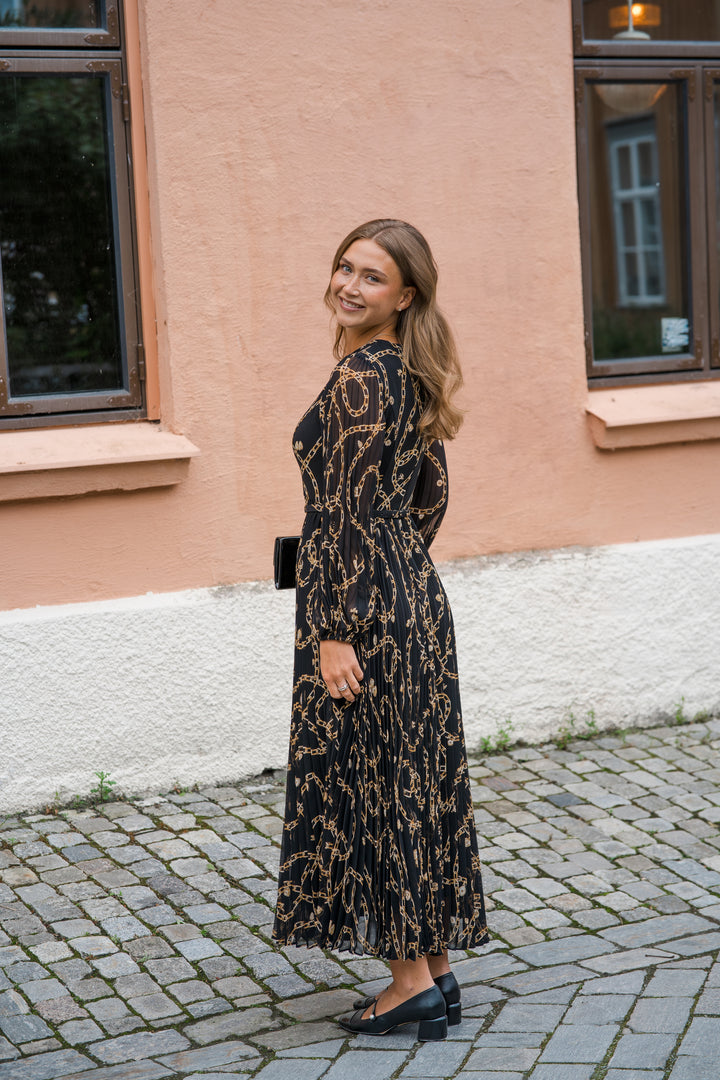 Sunray Long Sleeve Dress