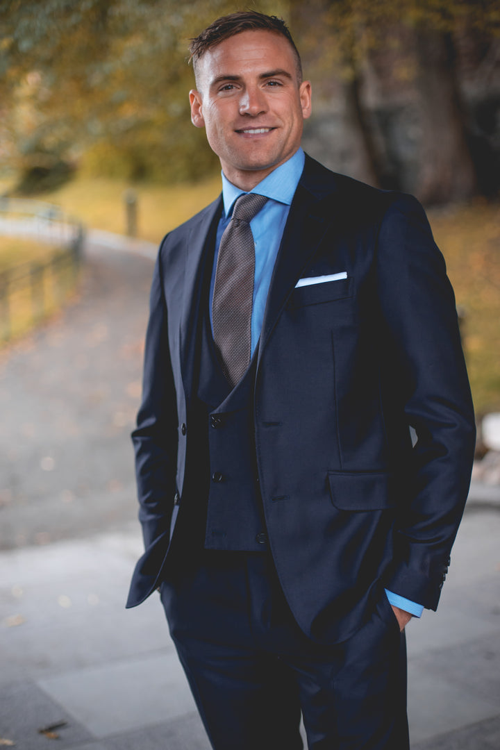 LINED SUIT