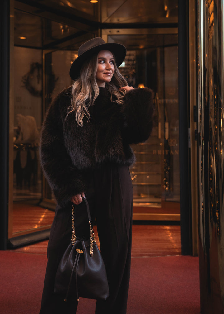 Anastasia Fuskepels Jakke