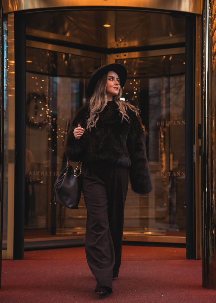 Anastasia Fuskepels Jakke