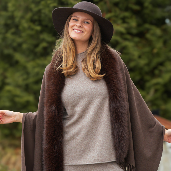 Jackie ullskjerf med fuskepels