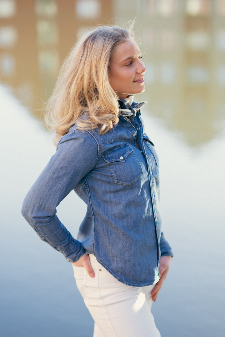 STANDARD-LONG SLEEVE-BUTTON FRONT SHIRT