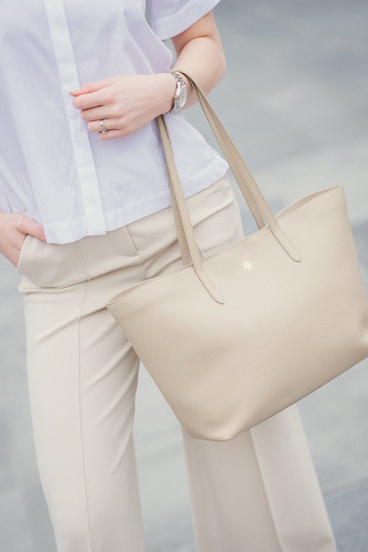 HERA TOTE EW