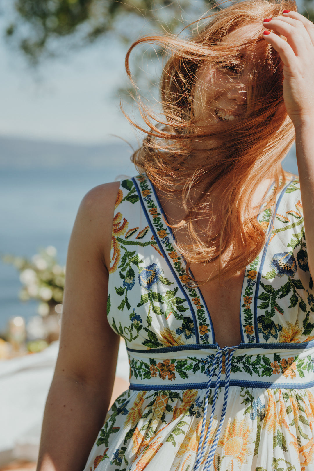 EMILY FLORAL TAPESTRY OFF-WHITE MIDI DRESS