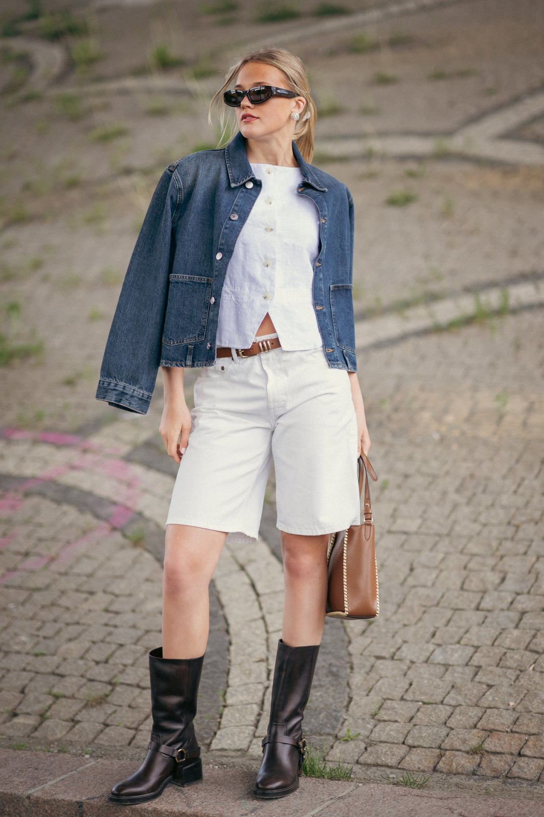 WOVEN-BERMUDA-SHORTS