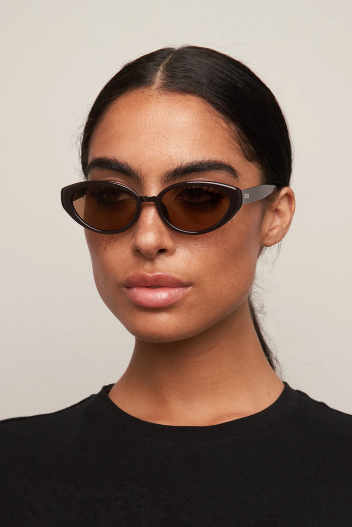 Greta - Dark Choclate/Brown
