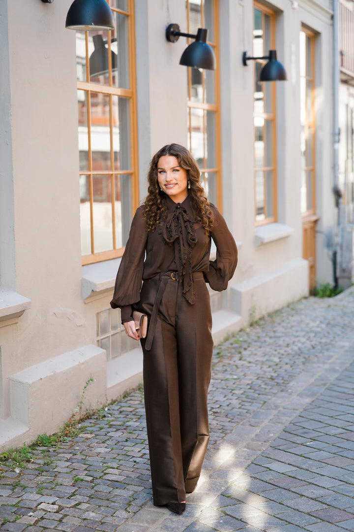 Illuminate Straight Pant