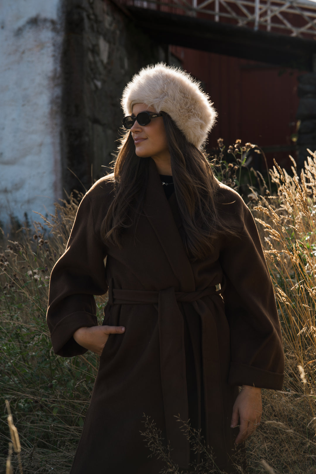 Isabella Fuskepels Hatt Lys Beige