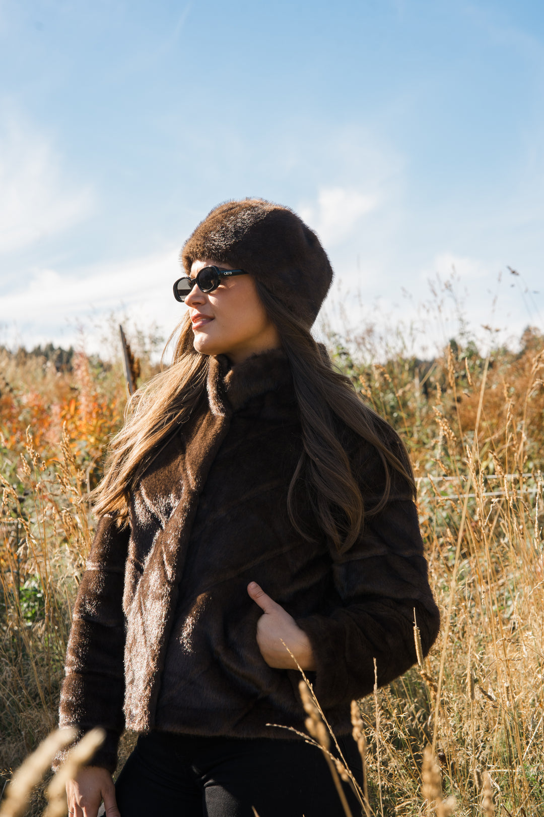 Sonja kort fuskepels jakke