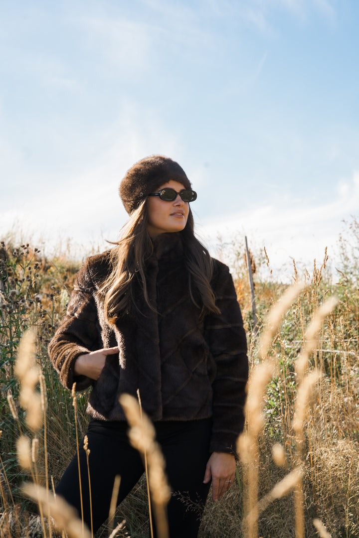 Sonja kort fuskepels jakke