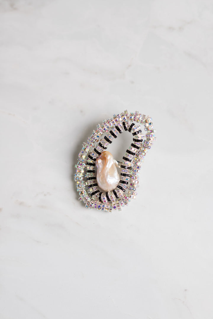 PEARL OCTOPUSS.Y THE OYSTER BROOCH