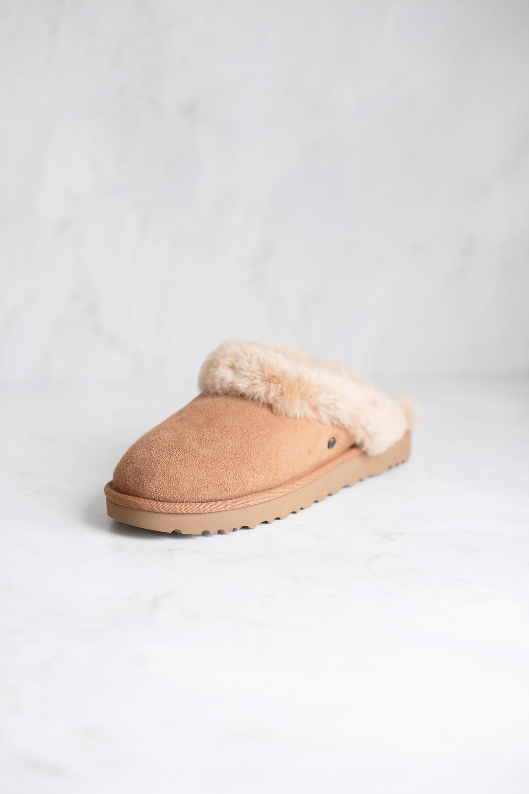 UGG W CLASSIC SLIPPER II