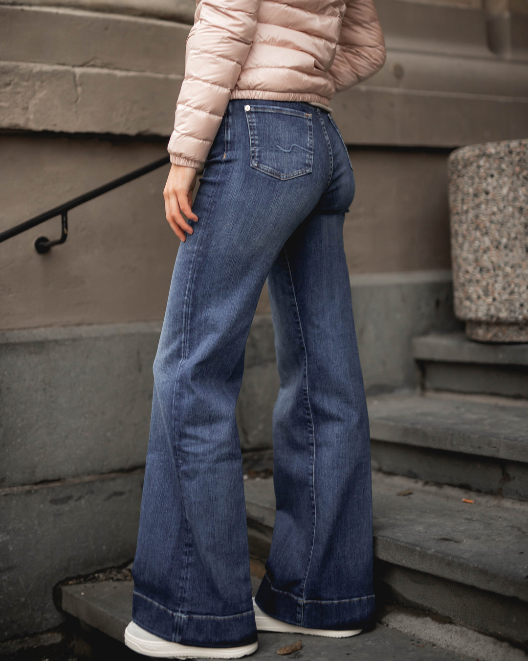 MODERN DOJO Soho Light