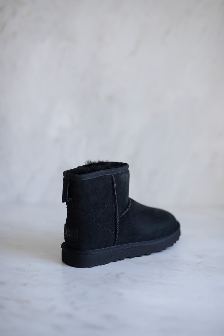 UGG W Classic Mini II