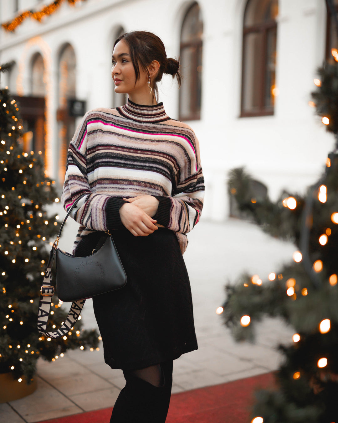 ROLL-NECK SWEATER
