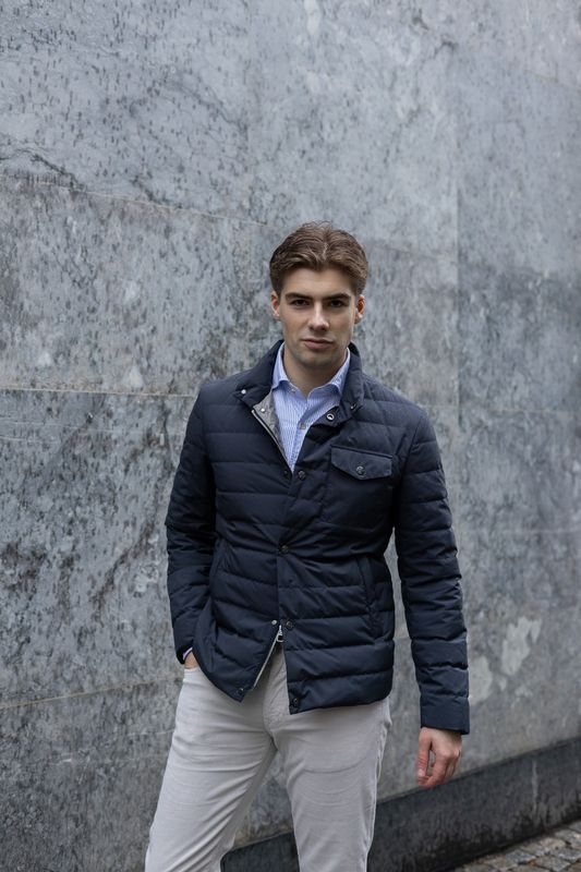 MAN LIGHT DOWN JACKET