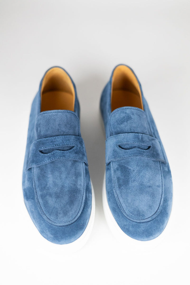 Penny sneaker