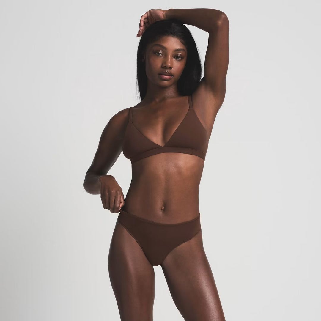 FITS EVERYBODY THONG