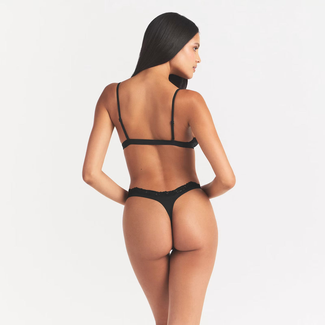 FITS EVERYBODY LACE DIPPED THONG