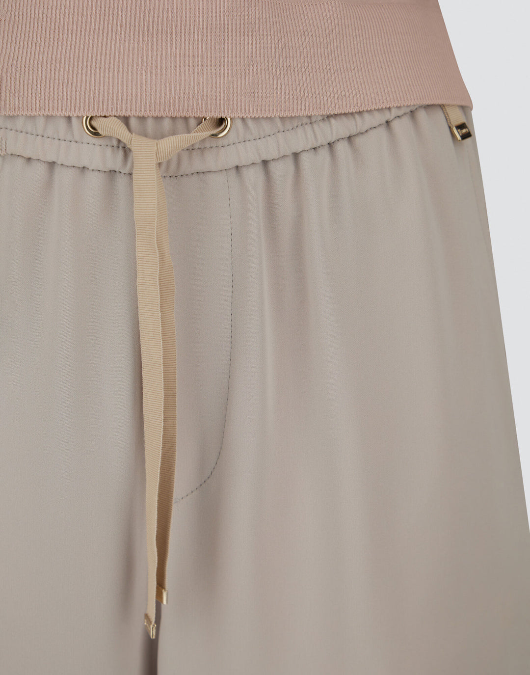 Woman`s Woven Pants