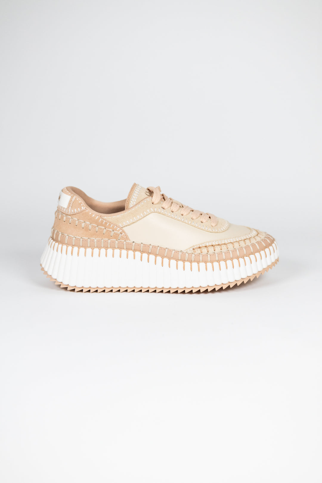 NAMA SNEAKERS